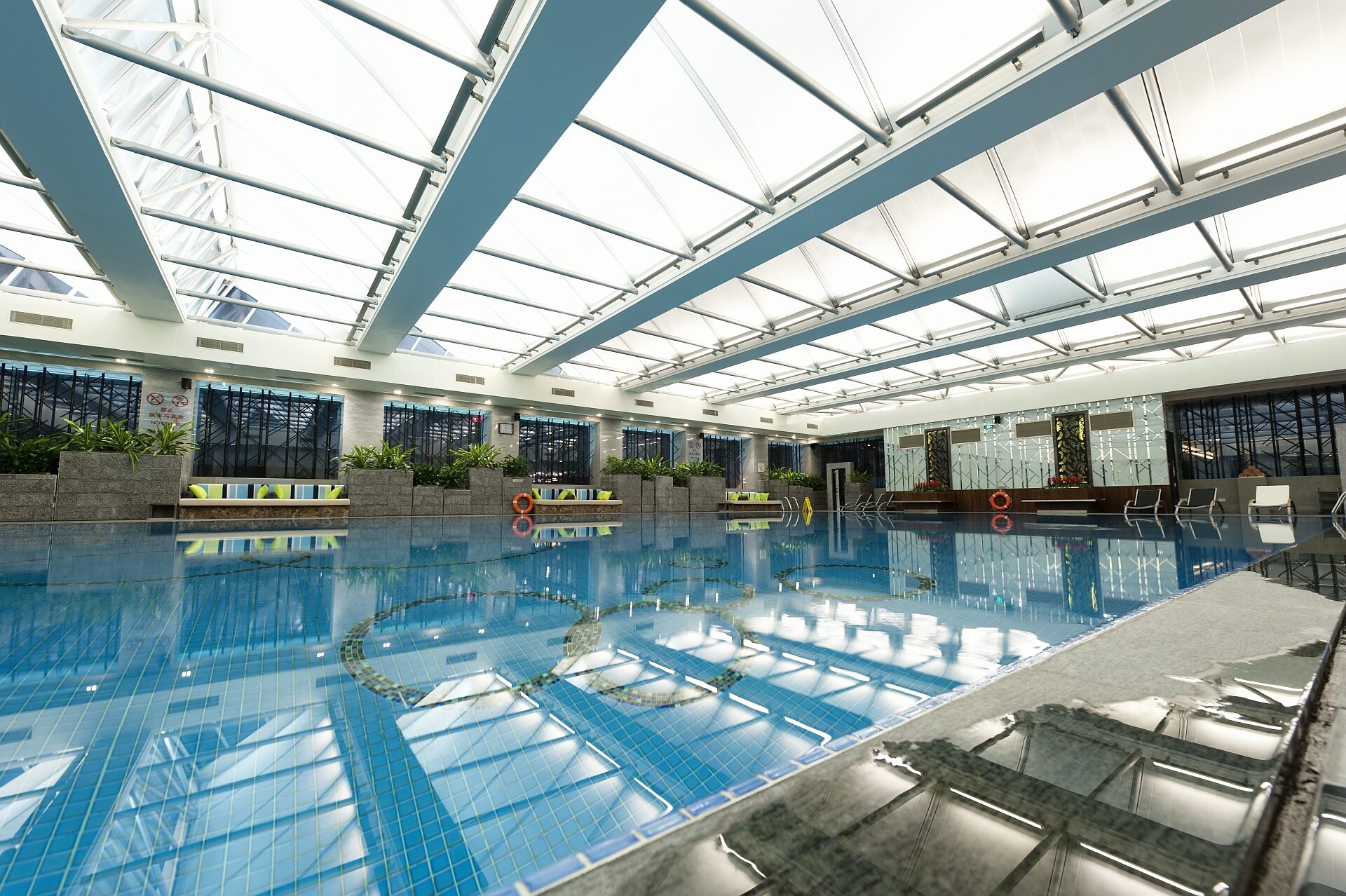 Acoperiri piscine 1